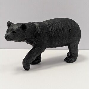S.H. BLACK BEAR Figure Wildlife Animals  5"